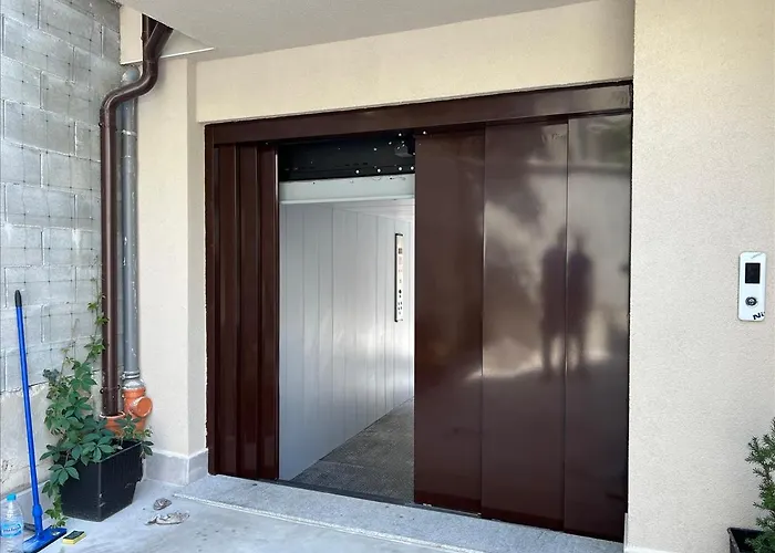 Sea Stories Apartment